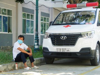 Ông Đoàn Ngọc Hải kể chuyện bị người dân "chặn đường", buộc ông phải nhận tiền ủng hộ mới cho đi