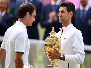 Federer: ‘Tôi mất một tiếng để quên trận thua Djokovic’