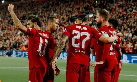 Liverpool giải khuây ở Champions League