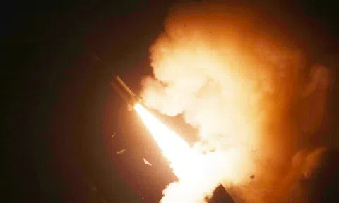 Tên lửa Hàn Quốc gặp sự cố, dân tưởng Triều Tiên tấn công
