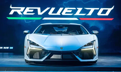 Siêu xe Lamborghini Revuelto ra mắt tại Việt Nam: Công suất hơn 1.000 mã lực, tăng tốc 0-100 km/h trong 2,5 giây, giá 43,99 tỷ đồng